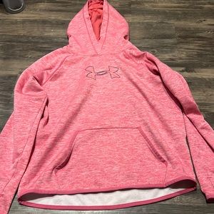 Woman’s size medium under armor sweatshirt.